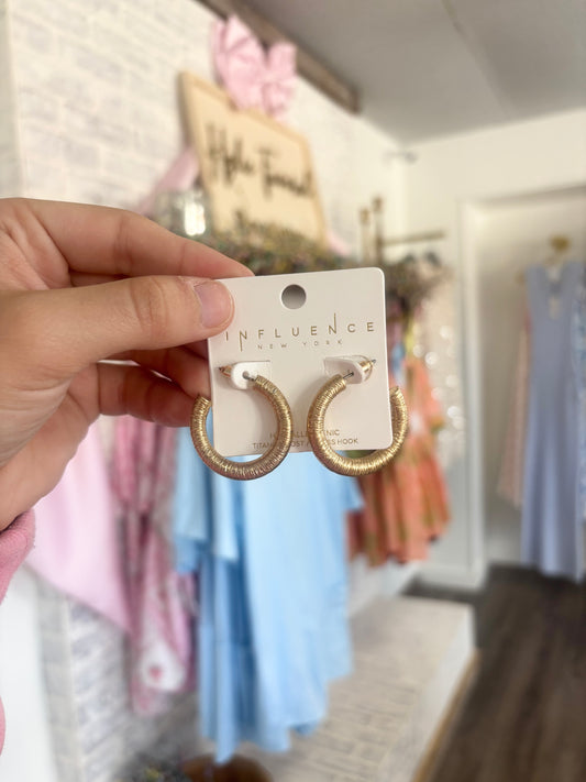 Thick Simple Round Shaped Metal Hoop Earrings