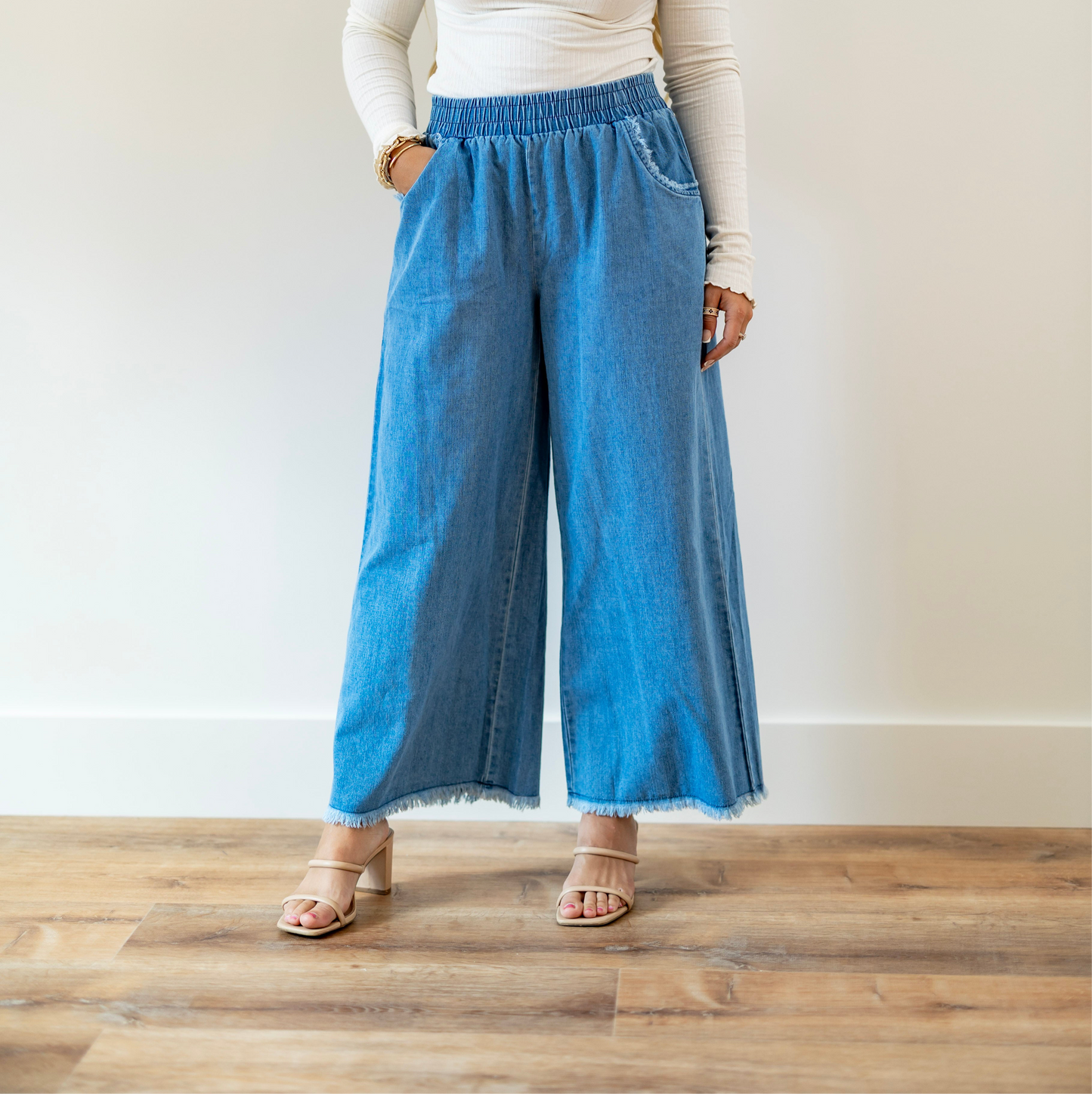 Light Denim Stretch Pant