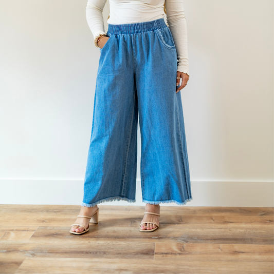 Light Denim Stretch Pant