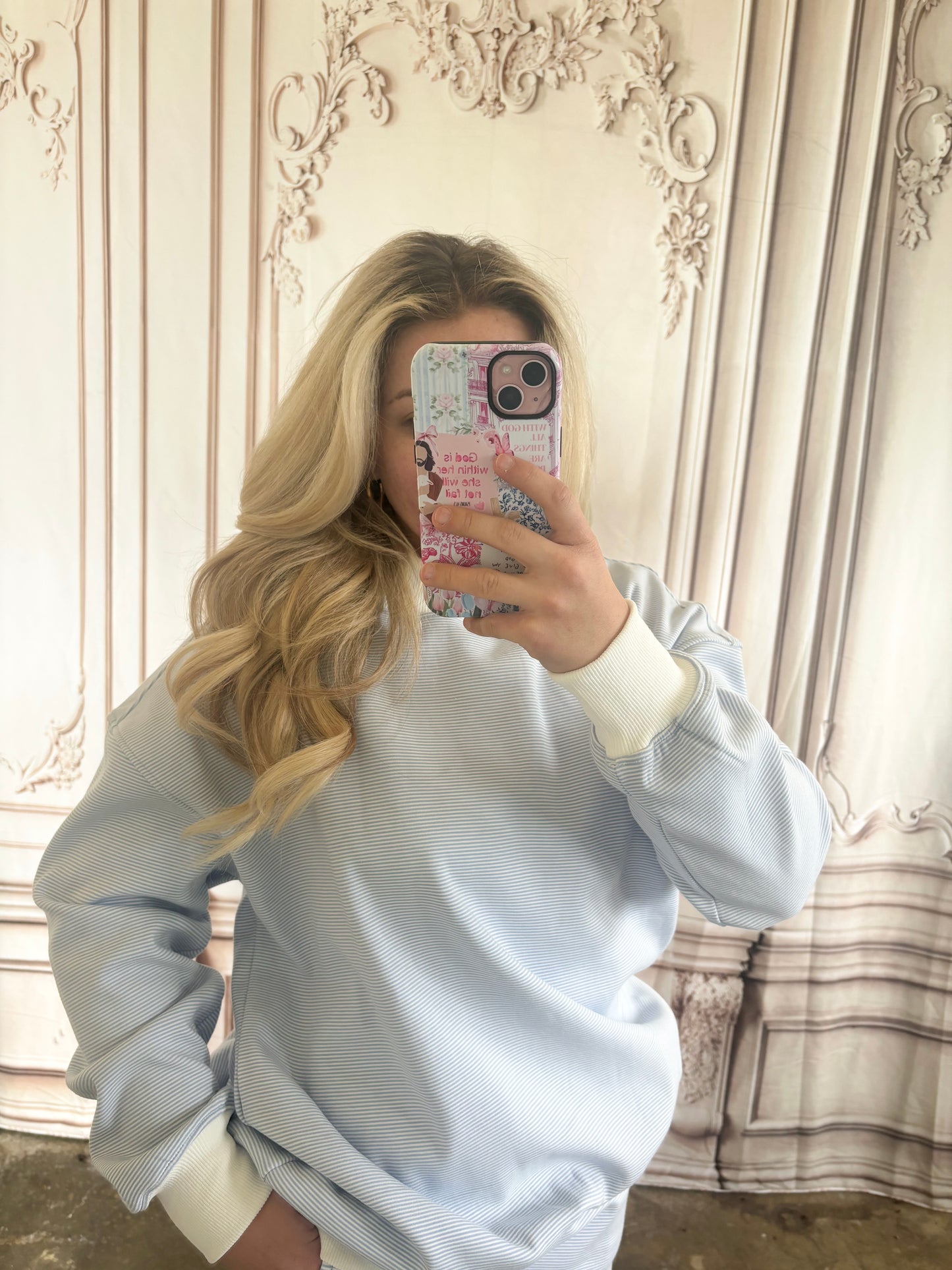 Blue Mock Neck Striped Sweatshirt/Shorts L